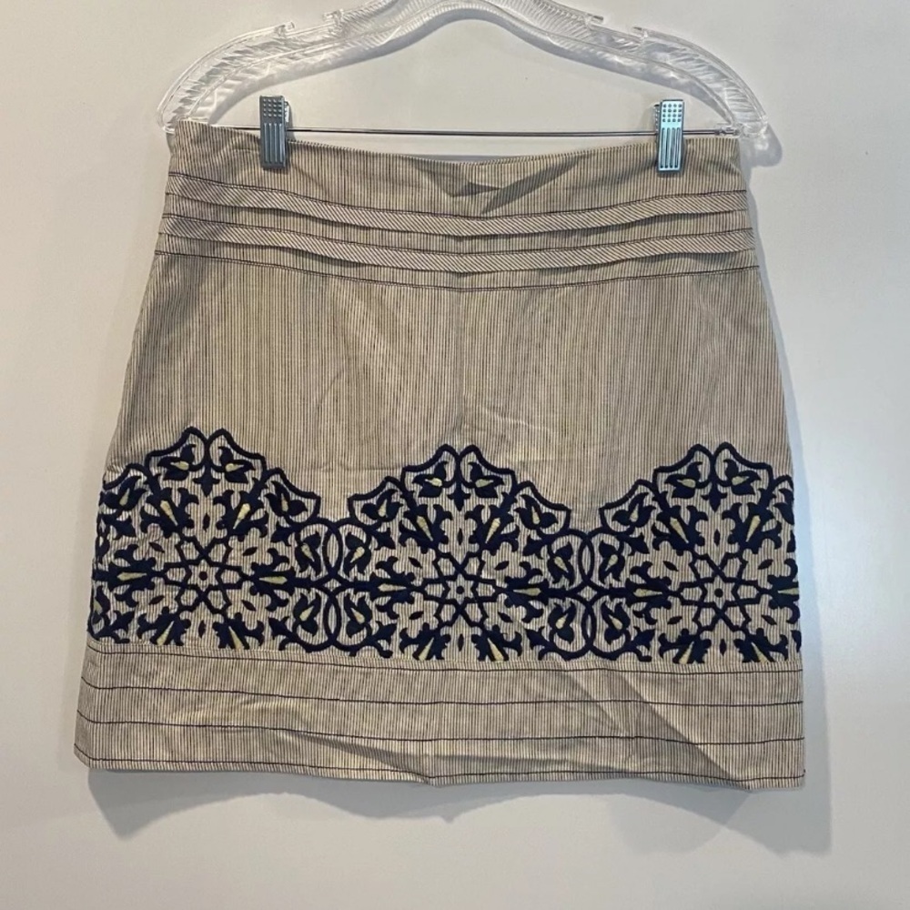 Anthropologie Floreat Embroidered Pinstripe Mini Skirt Beige Navy Blue Cotton 4